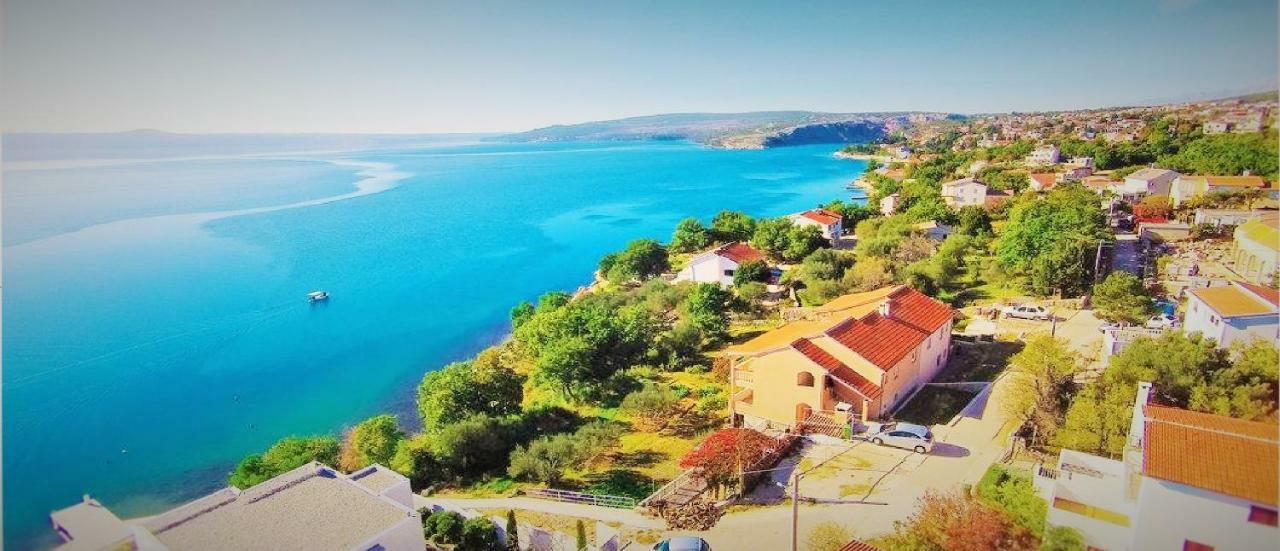 Apartmani Mala Sirena Maslenica Eksteriør bilde